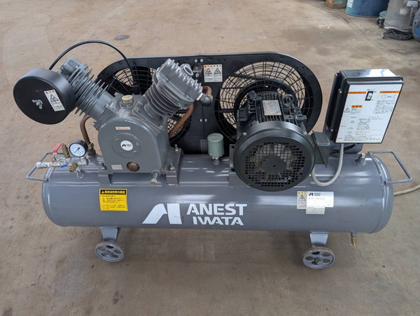 低圧ｺﾝﾌﾟﾚｯｻｰ3.7kw