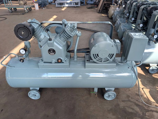 低圧ｺﾝﾌﾟﾚｯｻｰ5.5kw
